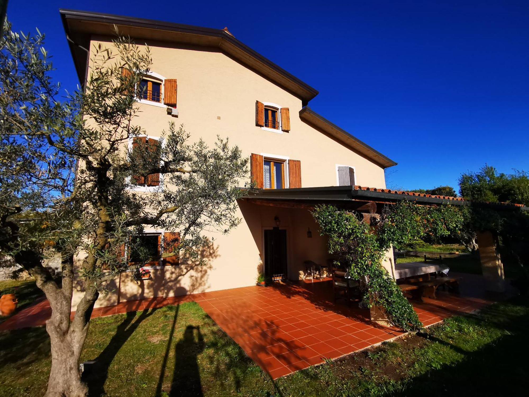 Casa Ghirlanda Con Piscina E Campo Da Tennis ลาซีเซ ภายนอก รูปภาพ