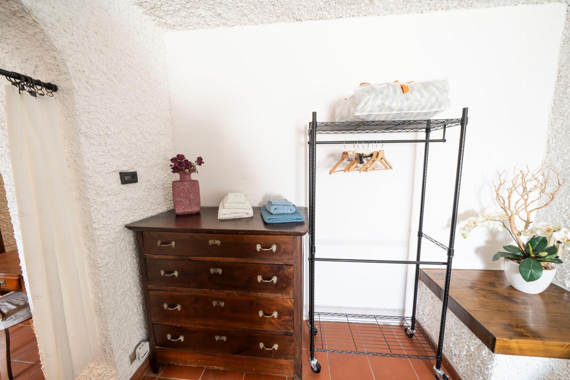 Casa Ghirlanda Con Piscina E Campo Da Tennis ลาซีเซ ภายนอก รูปภาพ