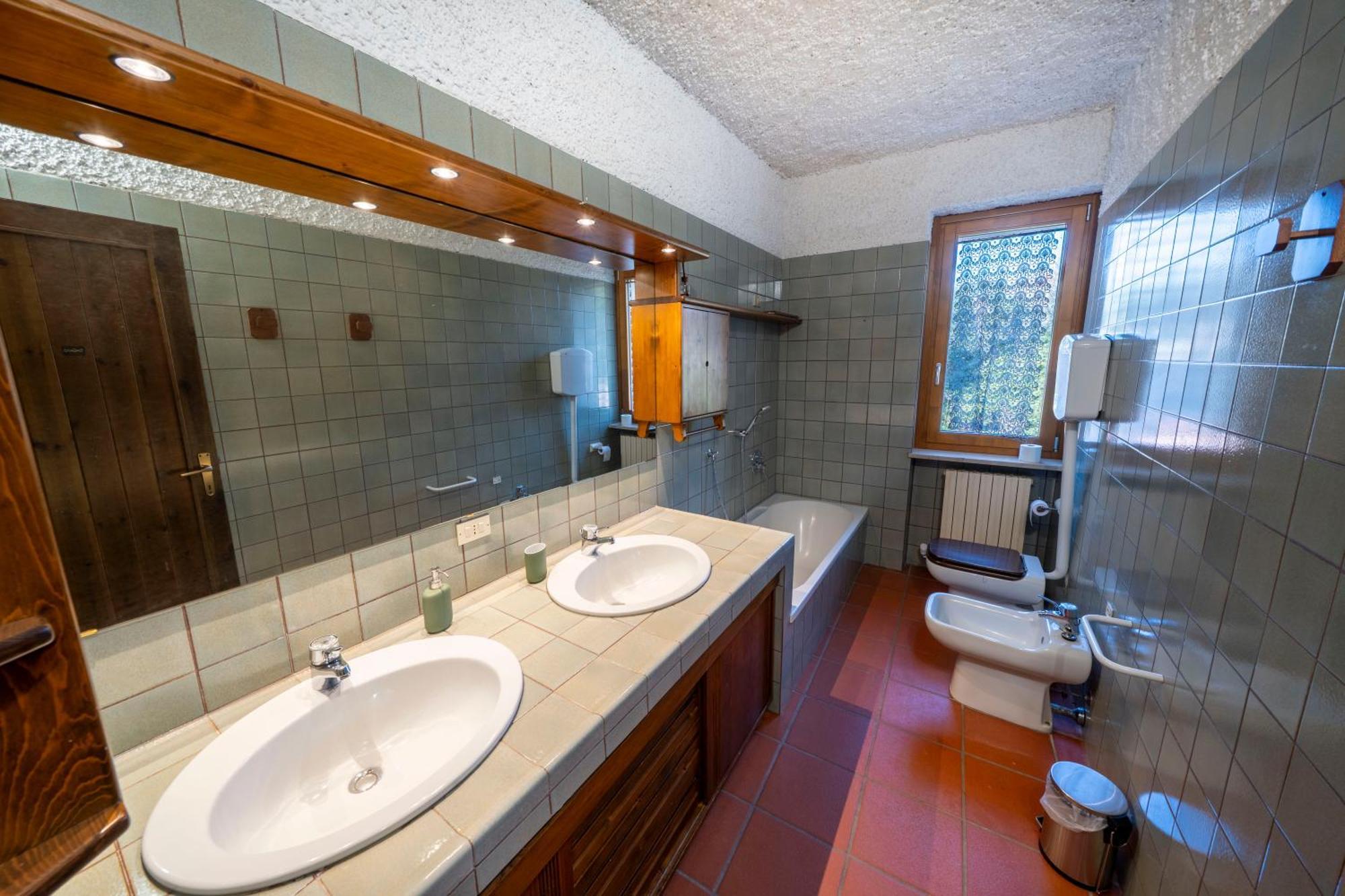 Casa Ghirlanda Con Piscina E Campo Da Tennis ลาซีเซ ภายนอก รูปภาพ