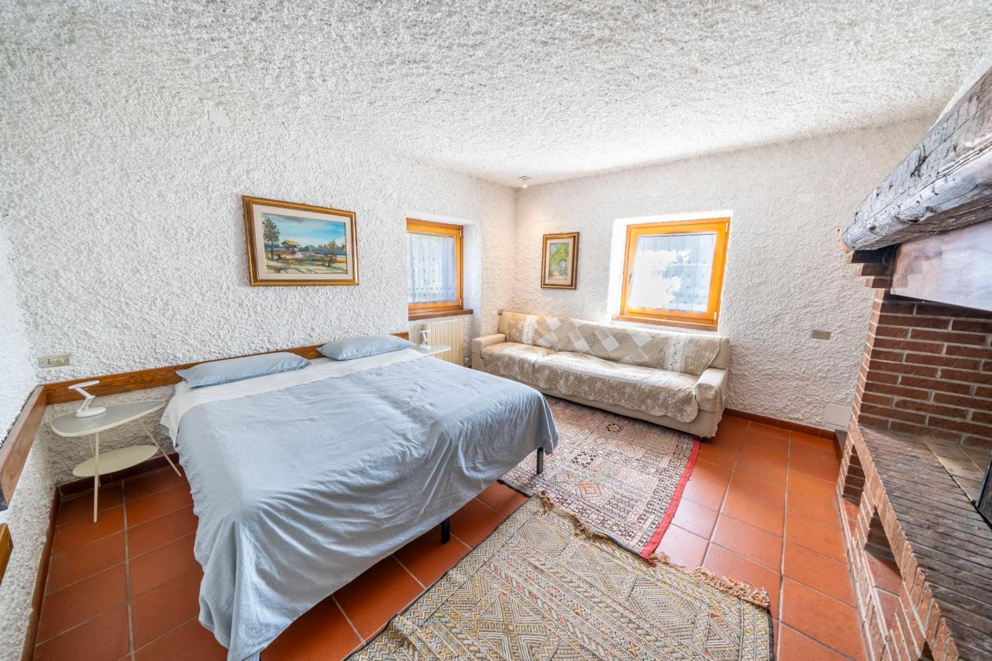 Casa Ghirlanda Con Piscina E Campo Da Tennis ลาซีเซ ภายนอก รูปภาพ